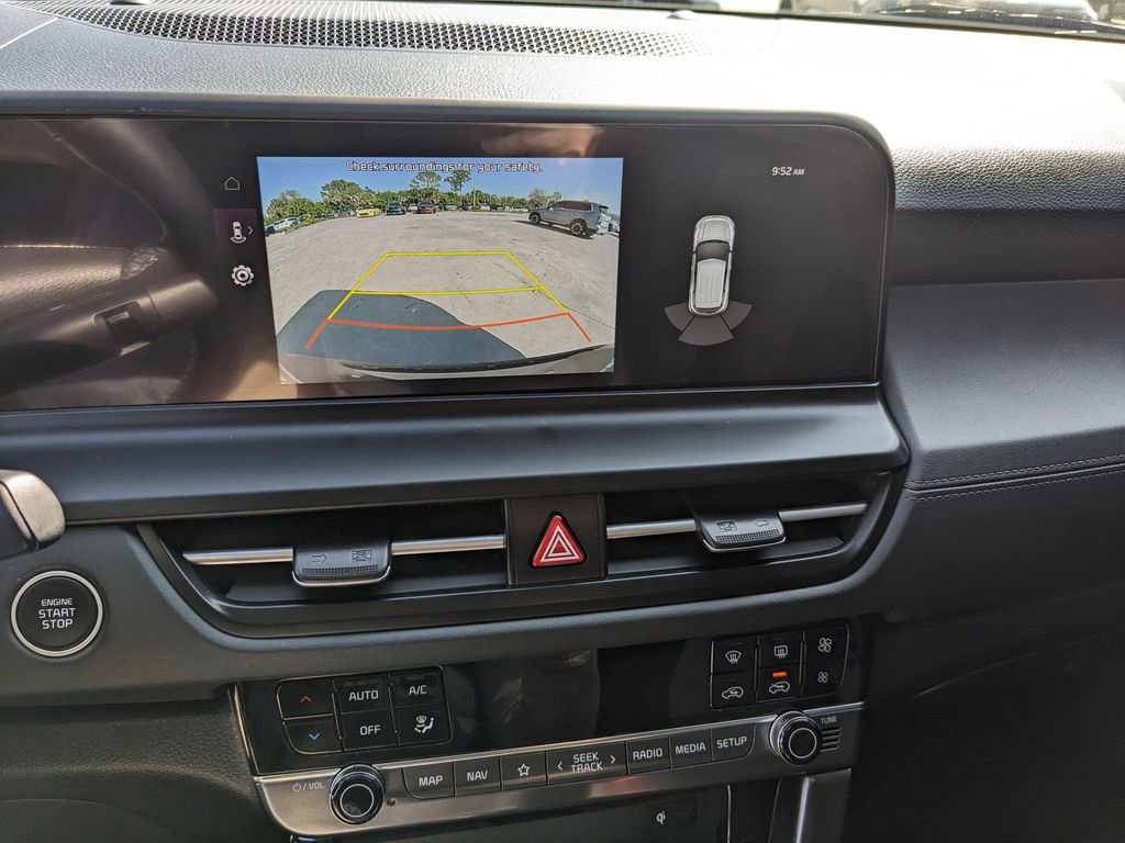 Certified 2025 Kia Seltos EX w/ EX Sunroof Package image 22