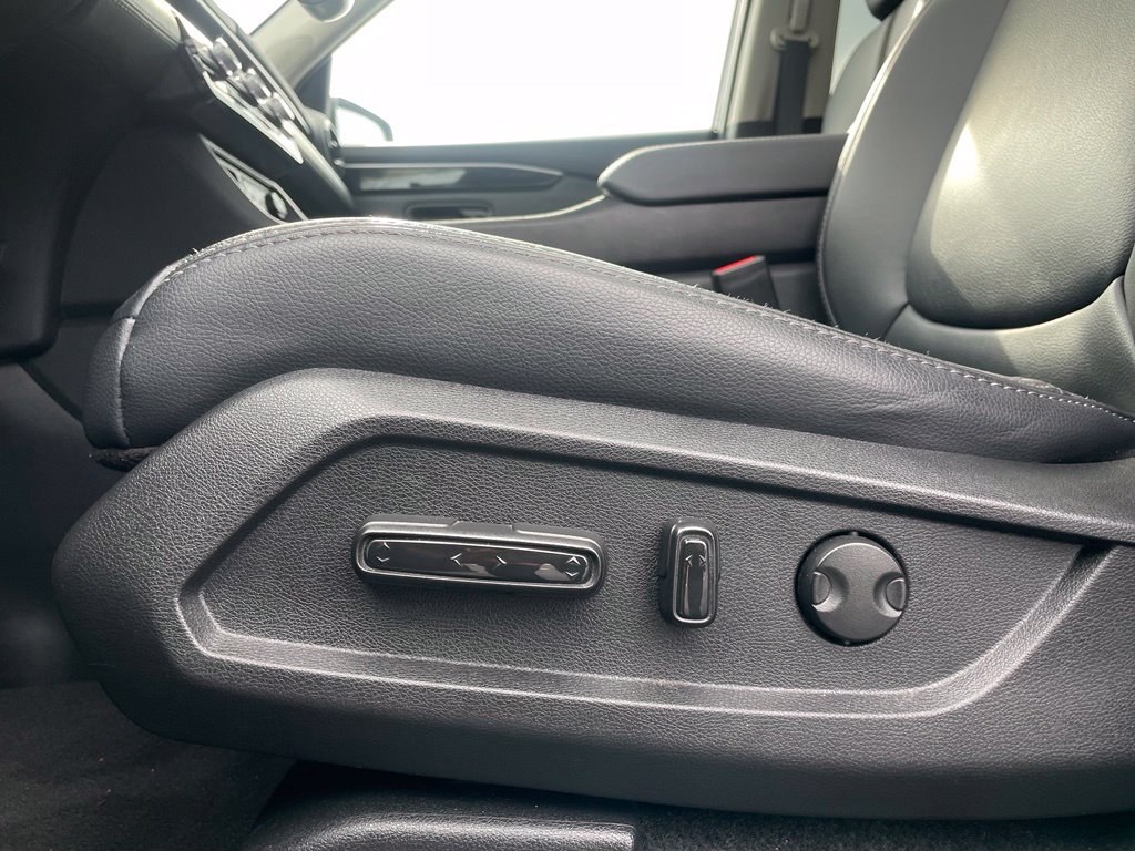 Certified 2025 Honda Pilot Touring image 24