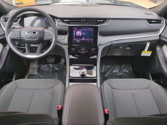 New 2026 Jeep Grand Cherokee L 4WD image 15