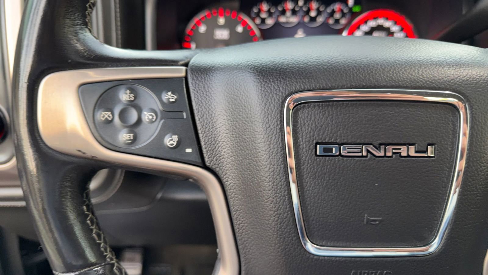 Used 2016 GMC Sierra 1500 Denali w/ Denali Ultimate Package image 30