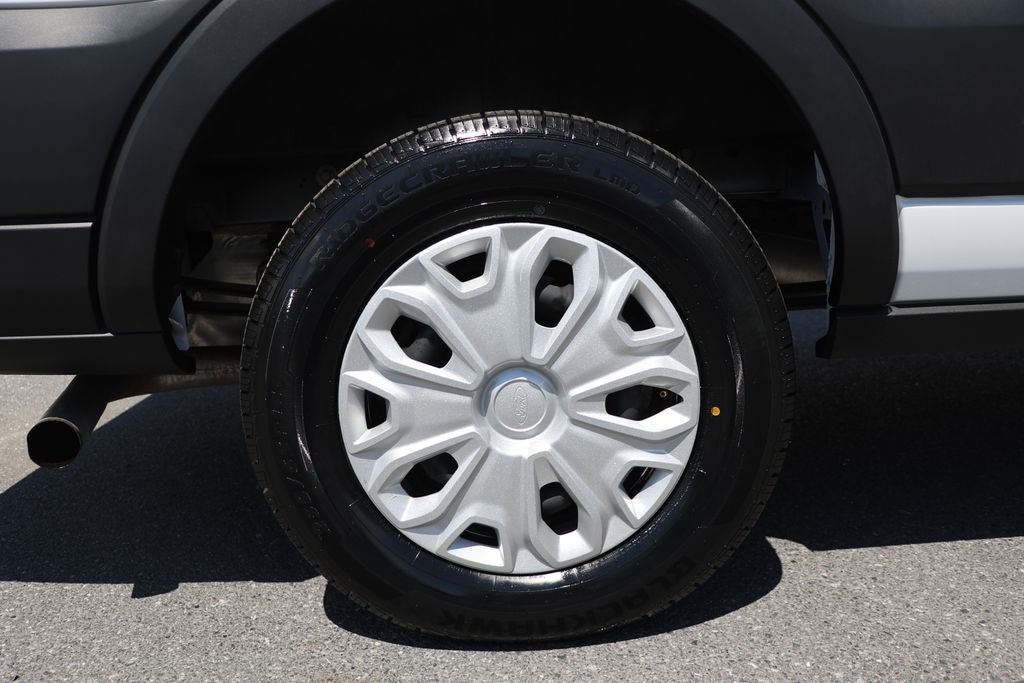 Used 2024 Ford Transit 350 XLT RWD image 9