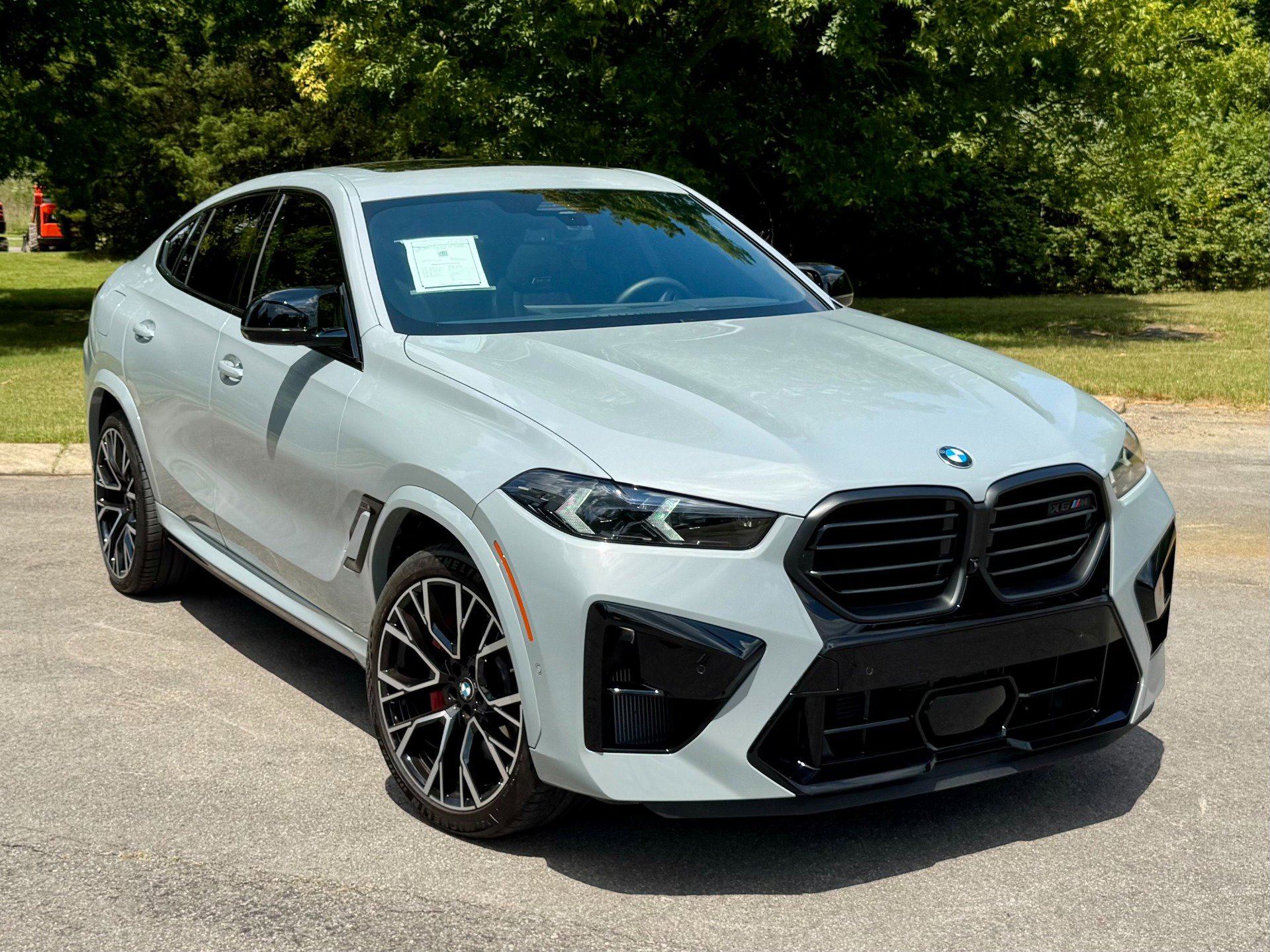 Used 2024 BMW X6 M Competition w/ Executive Package image 1