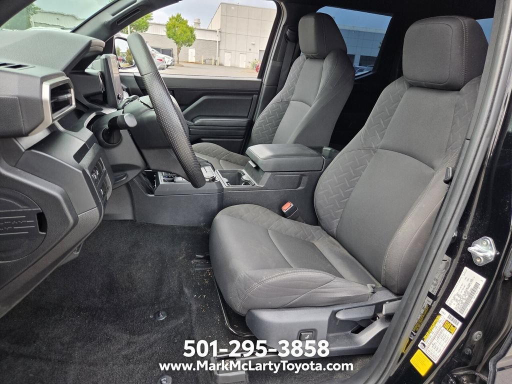 Used 2025 Toyota Tacoma SR AWD/4WD image 9