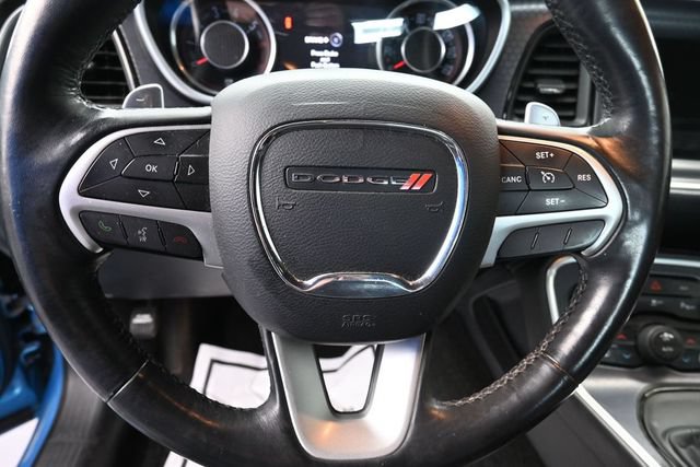 Used 2015 Dodge Challenger R/T Plus RWD image 33