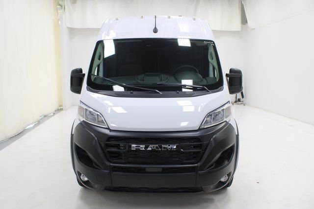 Used 2025 RAM ProMaster 2500 w/ Convenience Group image 23