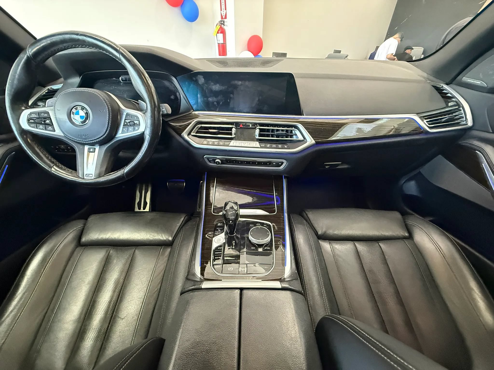 Used 2019 BMW X5 xDrive50i w/ M Sport Package AWD/4WD image 22