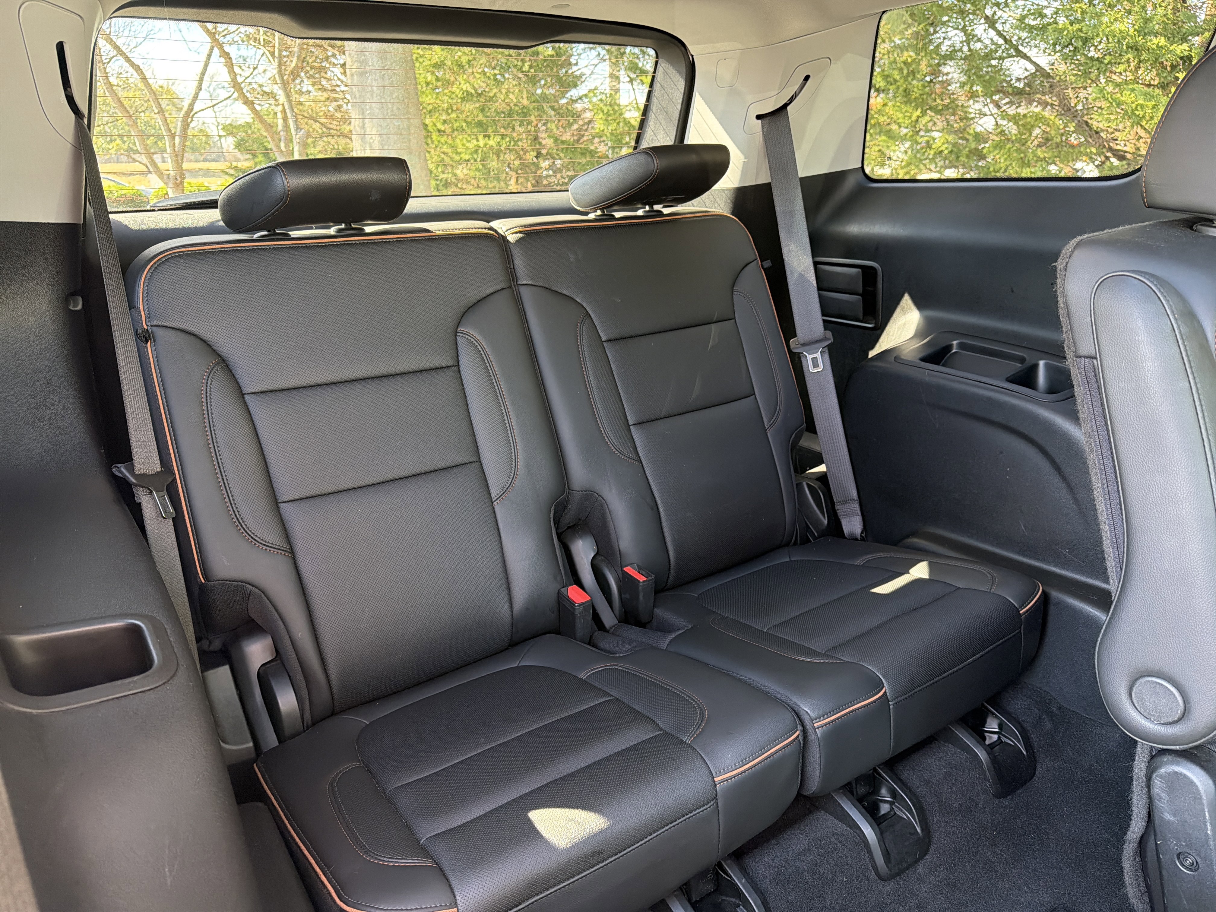 Used 2023 GMC Acadia AT4 w/ Technology Package image 31