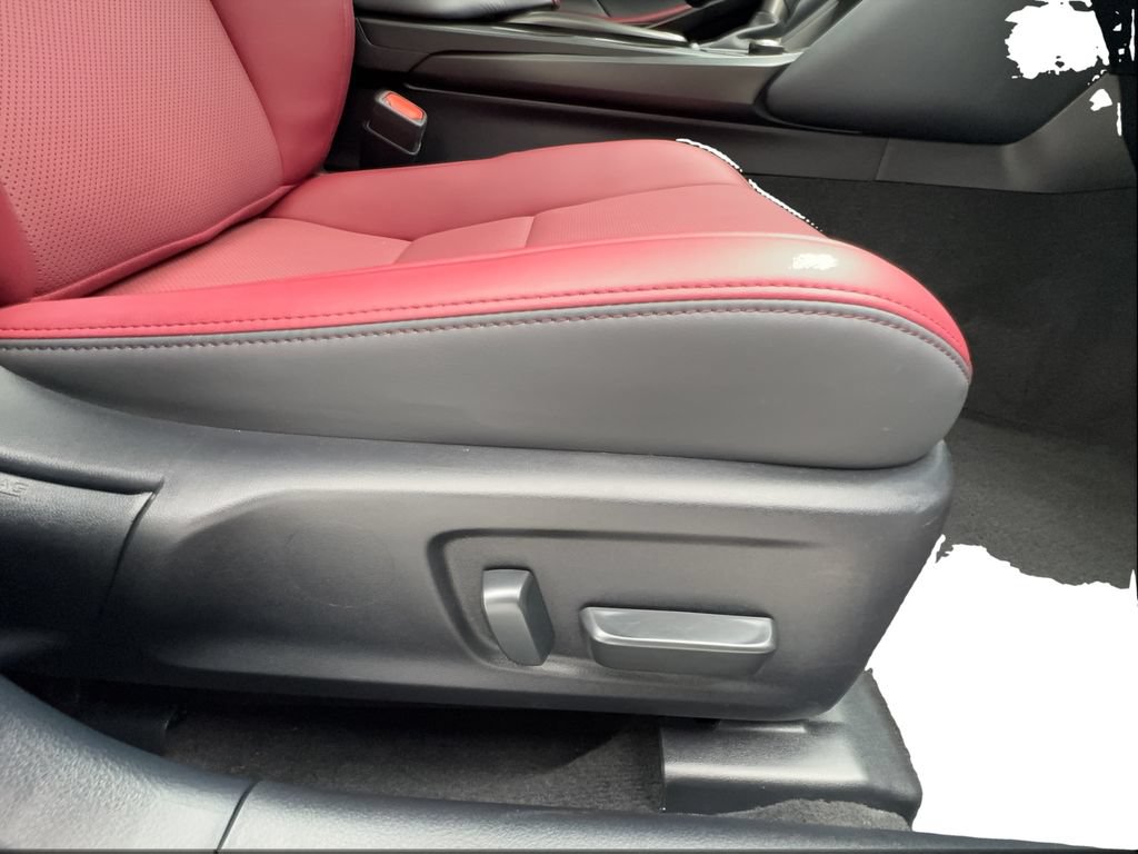 Used 2025 Lexus IS 300 w/ Comfort Package RWD image 32