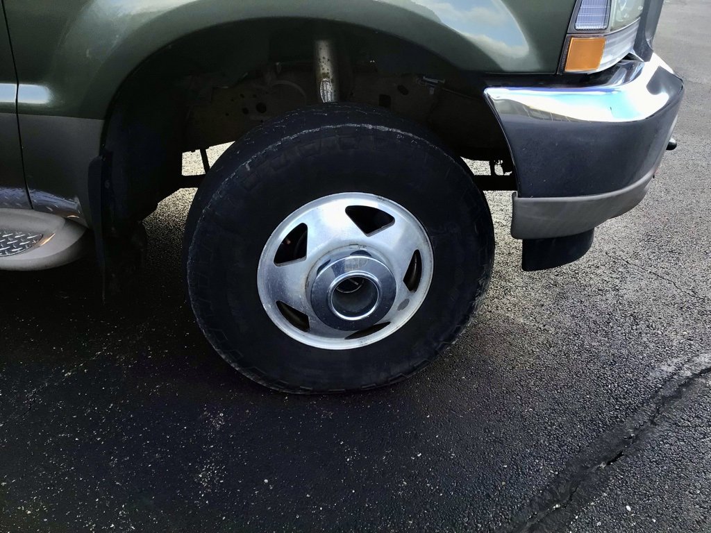 Used 2003 Ford F350 XL image 25