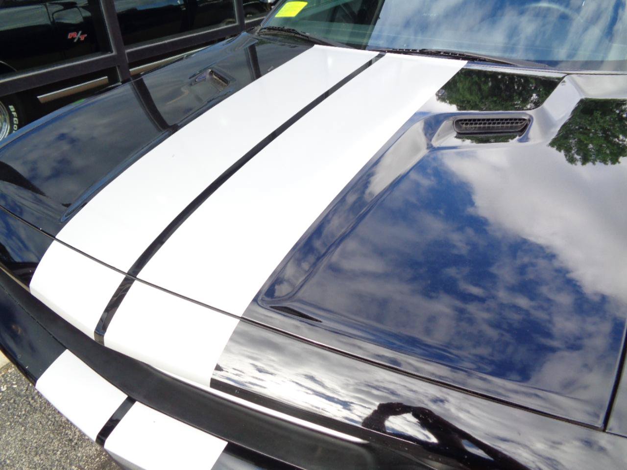 Used 2013 Dodge Challenger SRT8 w/ Harman Kardon Audio Group RWD image 10