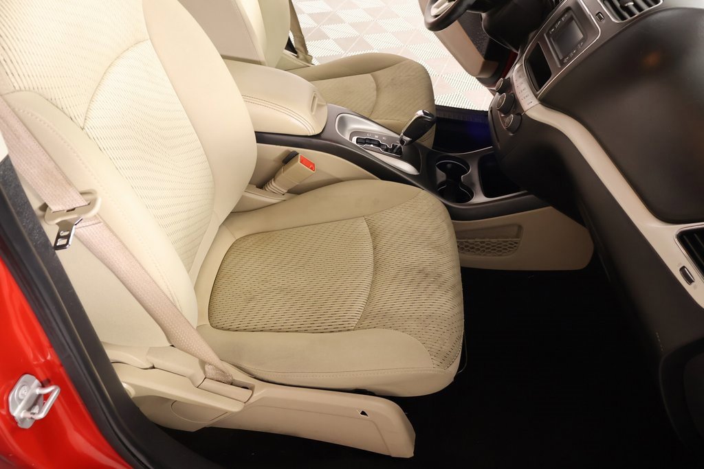 Used 2020 Dodge Journey SE w/ SE Popular Equipment Group image 12