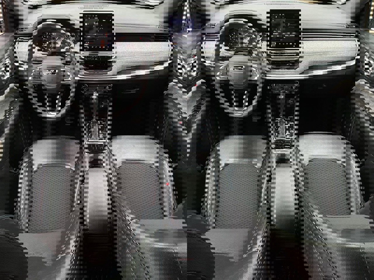 Used 2023 Jeep Compass Latitude image 19