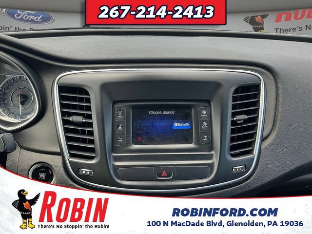 Used 2016 Chrysler 200 Limited FWD image 16