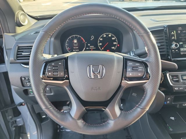Certified 2025 Honda Ridgeline Black Edition image 22