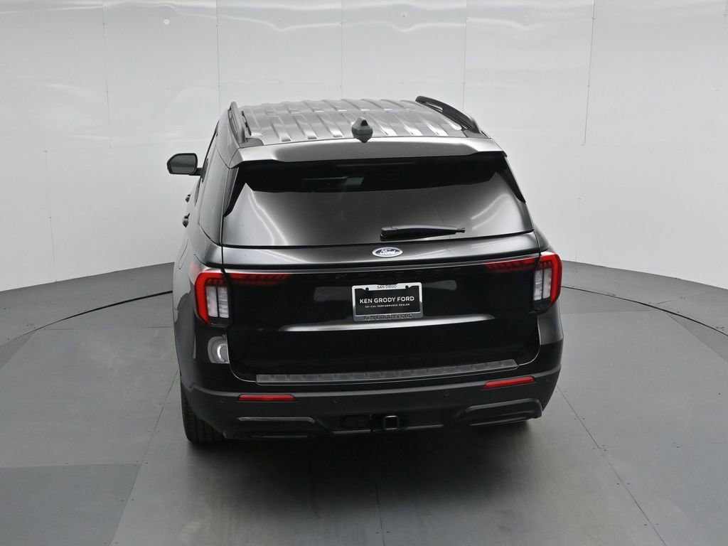 New 2026 Ford Explorer ST-Line w/ ST-Line Street Pack RWD image 41