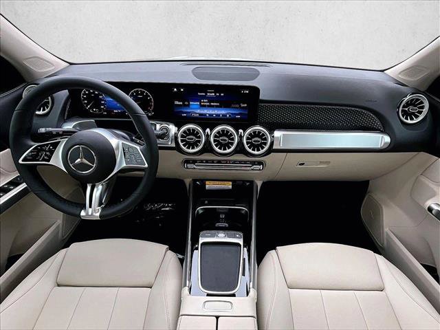 New 2026 Mercedes-Benz GLB 250 image 7