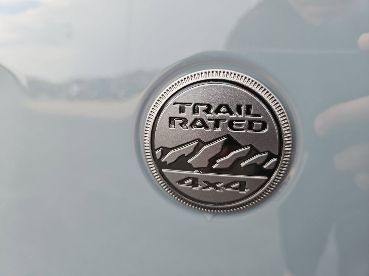 New 2025 Jeep Gladiator Sport image 12