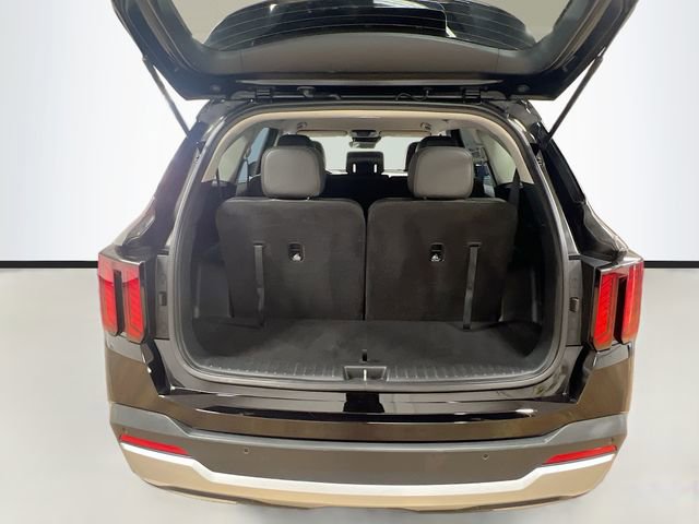 Certified 2024 Kia Sorento S image 27