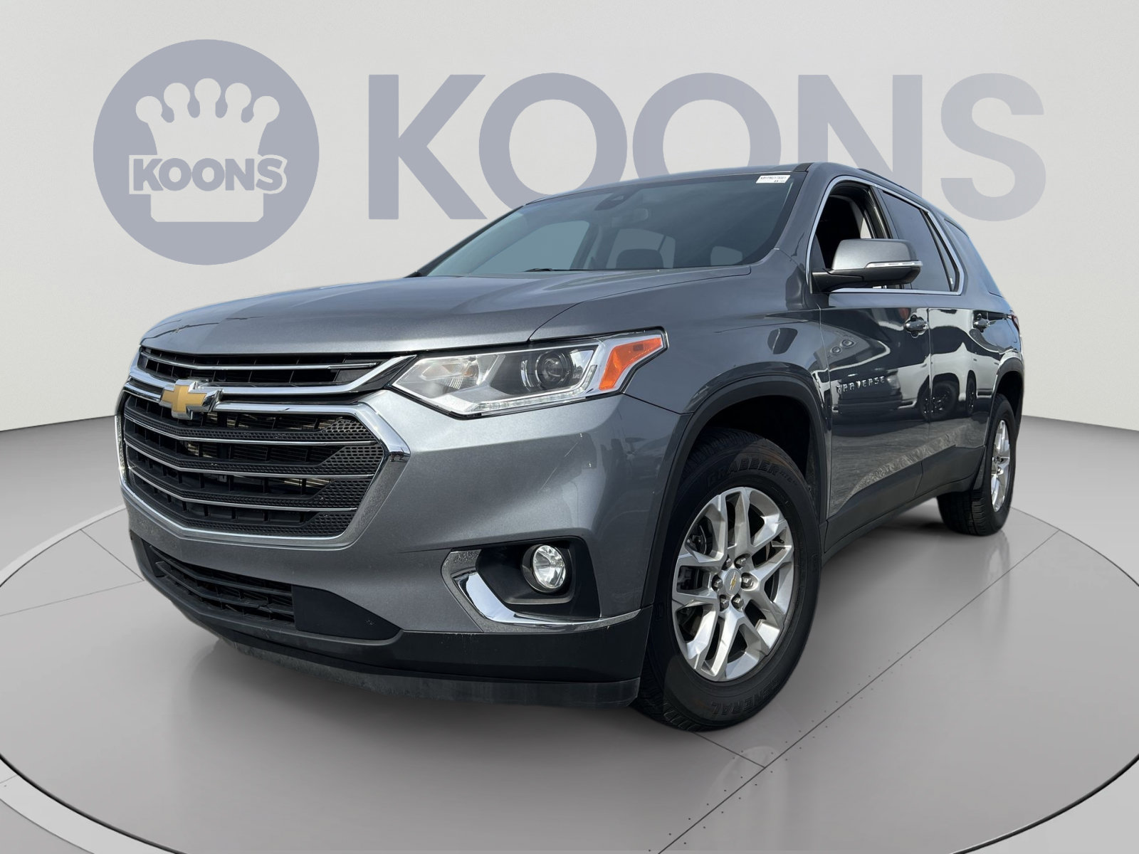 Used 2021 Chevrolet Traverse LT