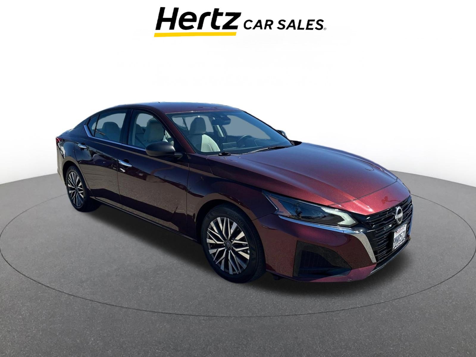 Used 2025 Nissan Altima 2.5 SV image 1