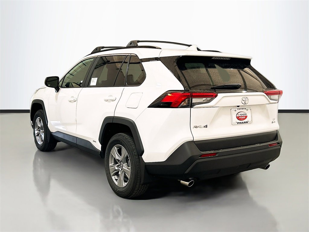 New 2025 Toyota RAV4 LE image 6