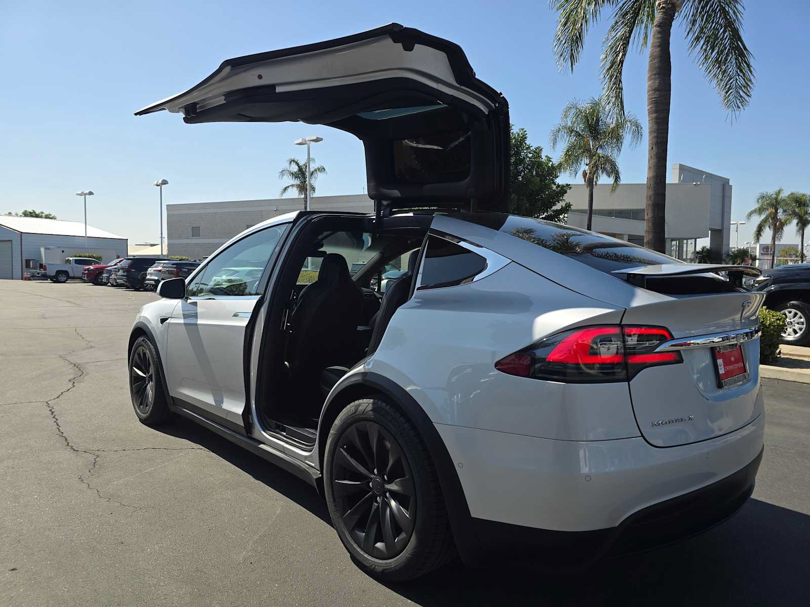 Used 2018 Tesla Model X 100D AWD/4WD image 17