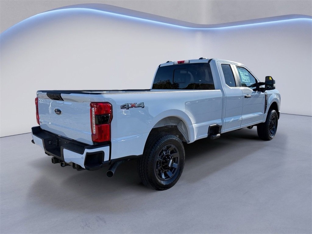 New 2026 Ford F350 XL image 3