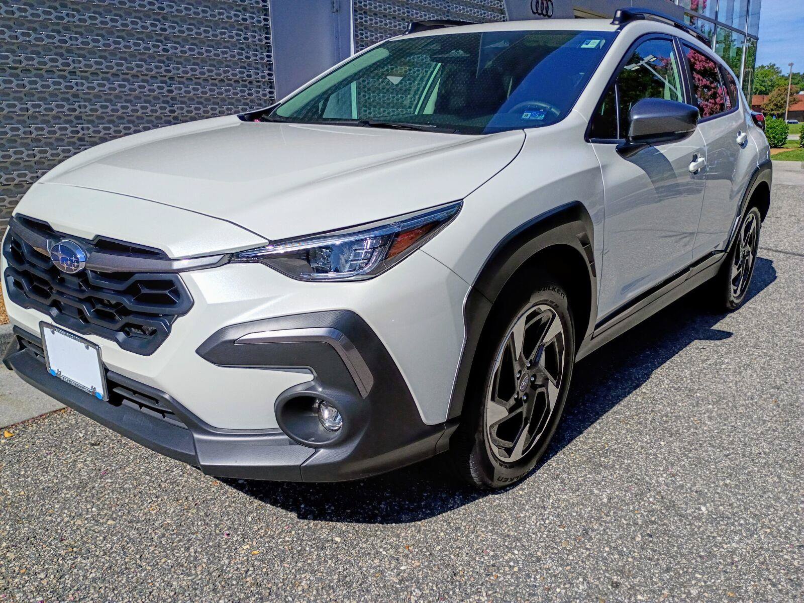 Used 2025 Subaru Crosstrek 2.5i Limited w/ Crosstrek Mirror Package AWD/4WD image 2
