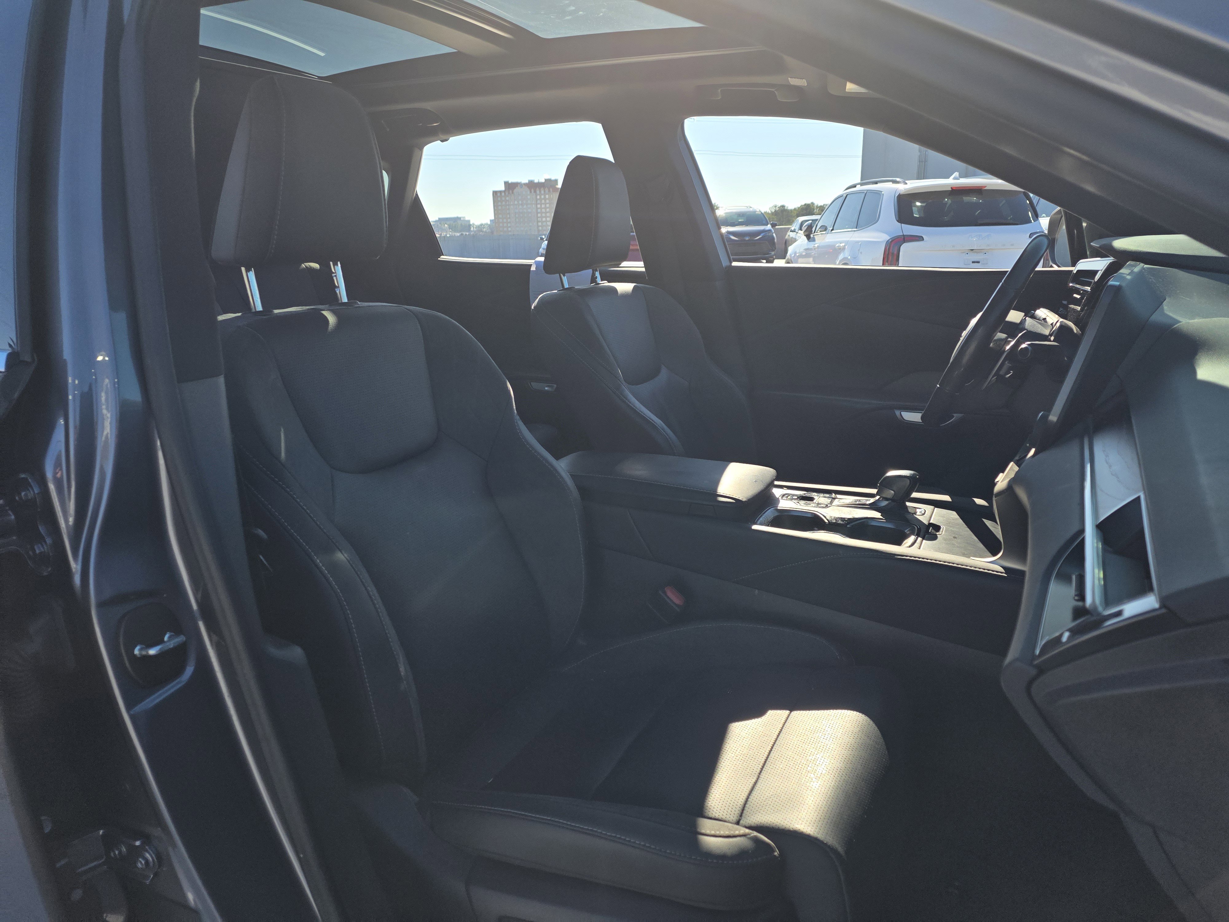 Used 2023 Lexus RX 350h RX 350h image 31