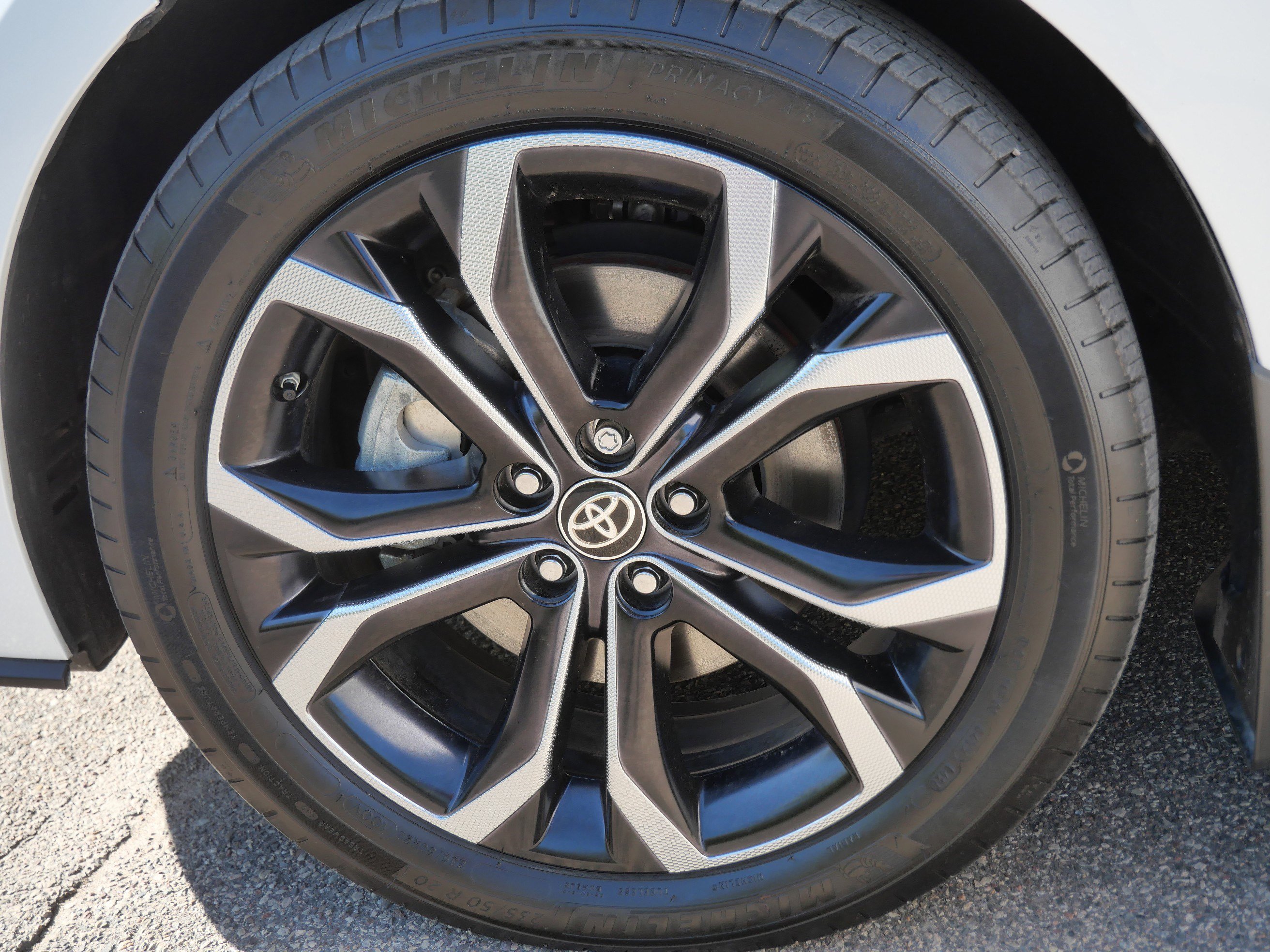 Certified 2025 Toyota Sienna Platinum FWD image 16