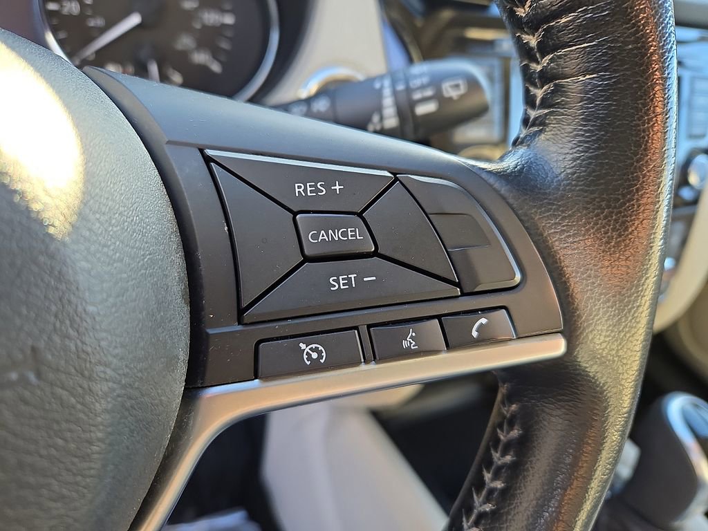 Certified 2022 Nissan Rogue Sport SV image 21