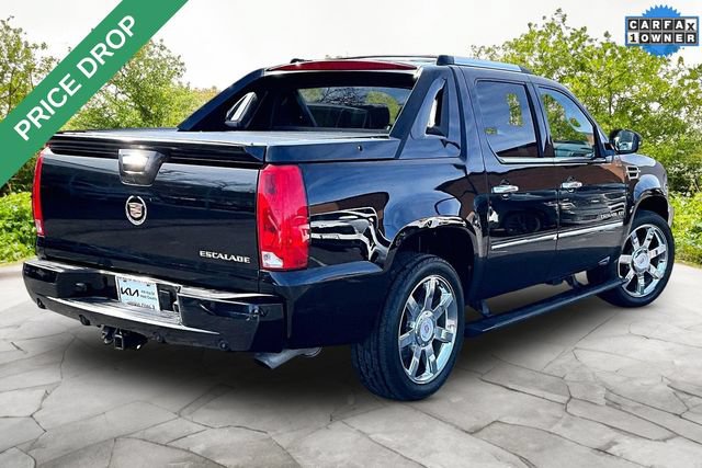 Used 2013 Cadillac Escalade EXT Premium AWD/4WD image 2