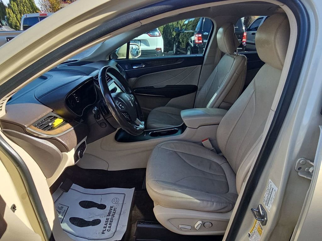 Used 2018 Lincoln MKC Reserve w/ Lincoln MKC Climate Package image 13