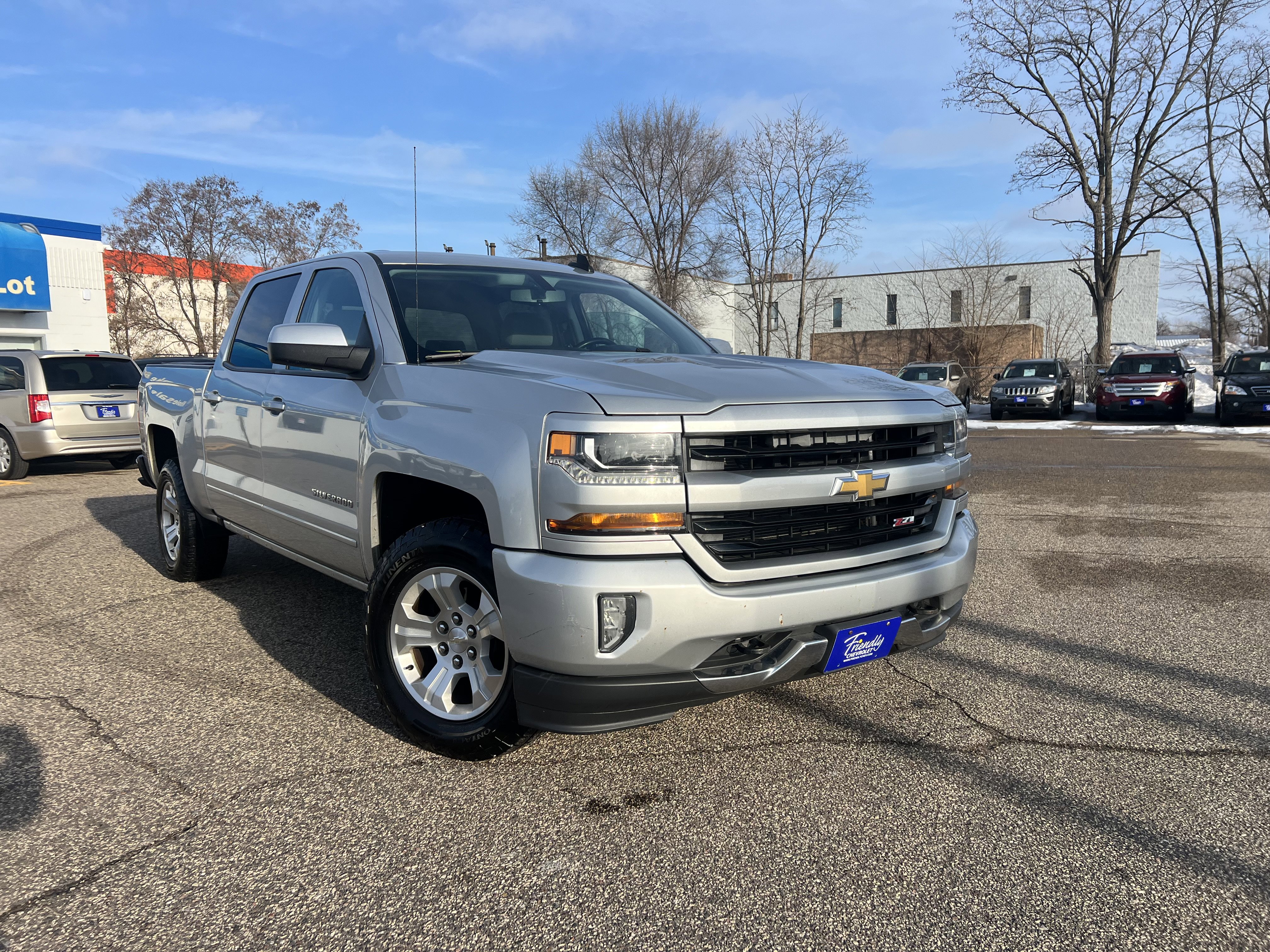 Used 2016 Chevrolet Silverado 1500 LT w/ LT Convenience Package image 2