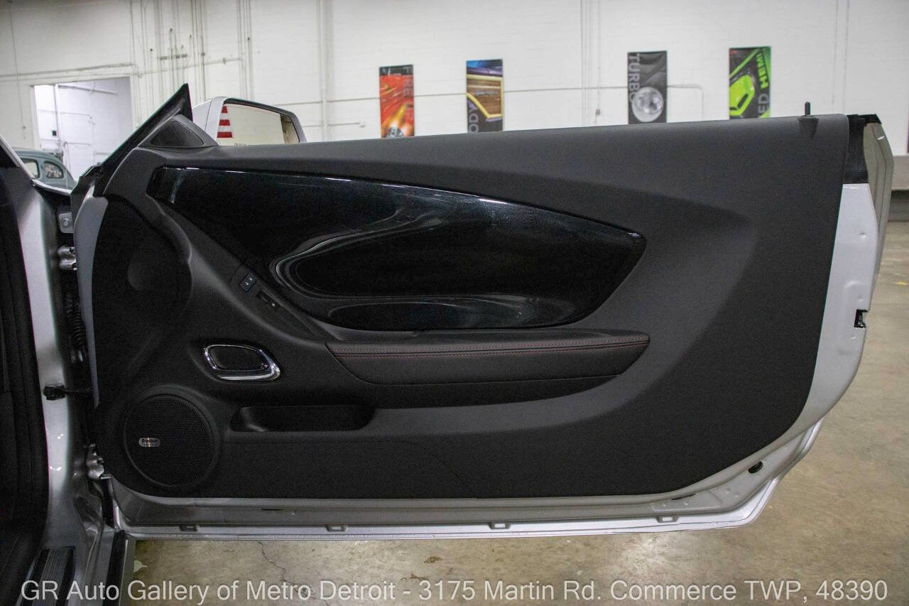 Used 2012 Chevrolet Camaro ZL1 image 34