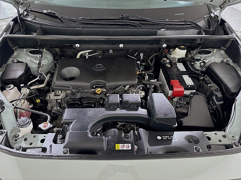 Used 2022 Toyota RAV4 XLE Premium image 30