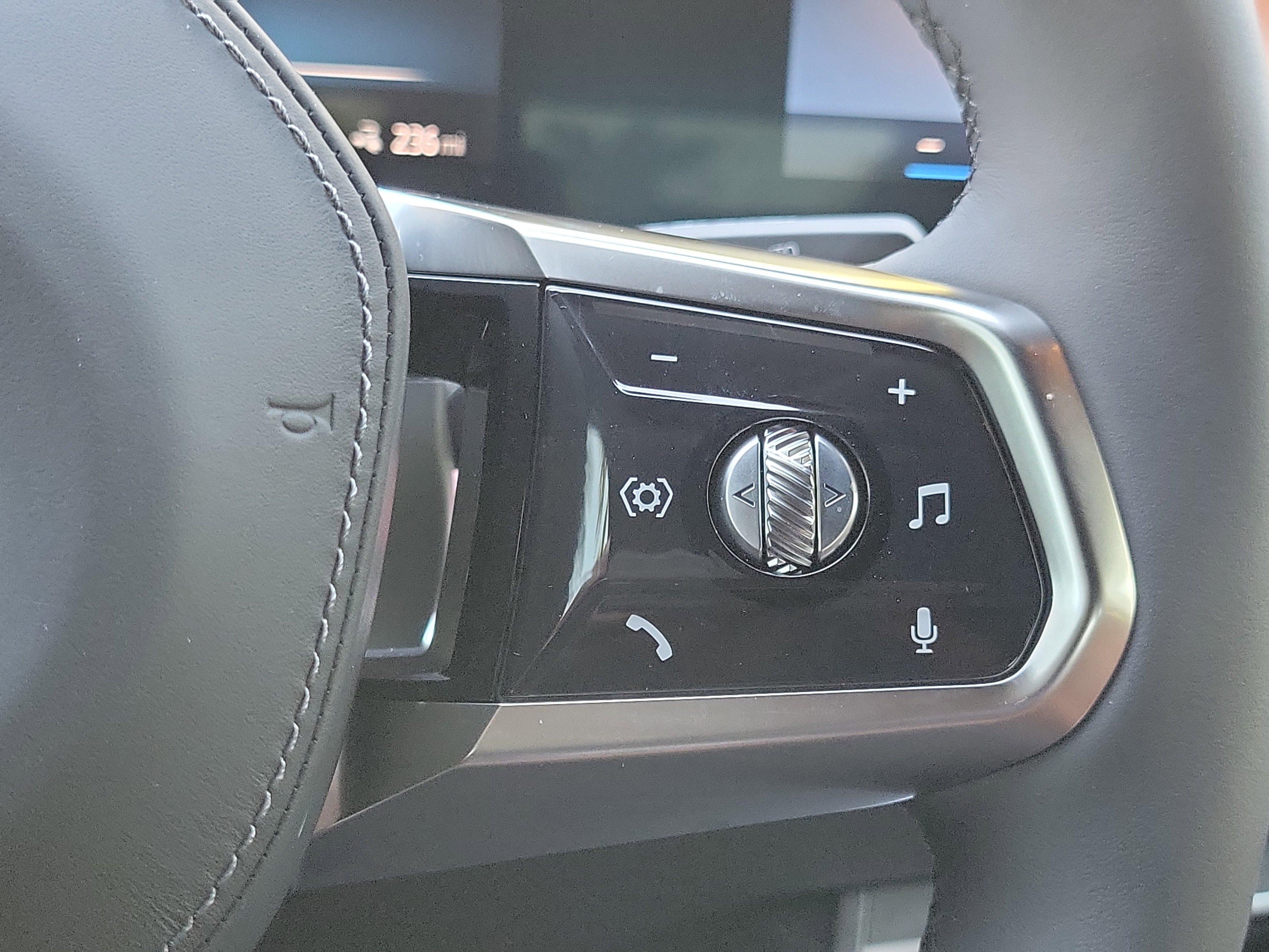 Used 2026 BMW i7 eDrive50 w/ M Sport Package image 30