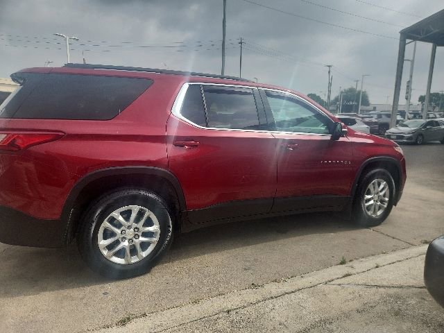 Used 2020 Chevrolet Traverse LT FWD image 4