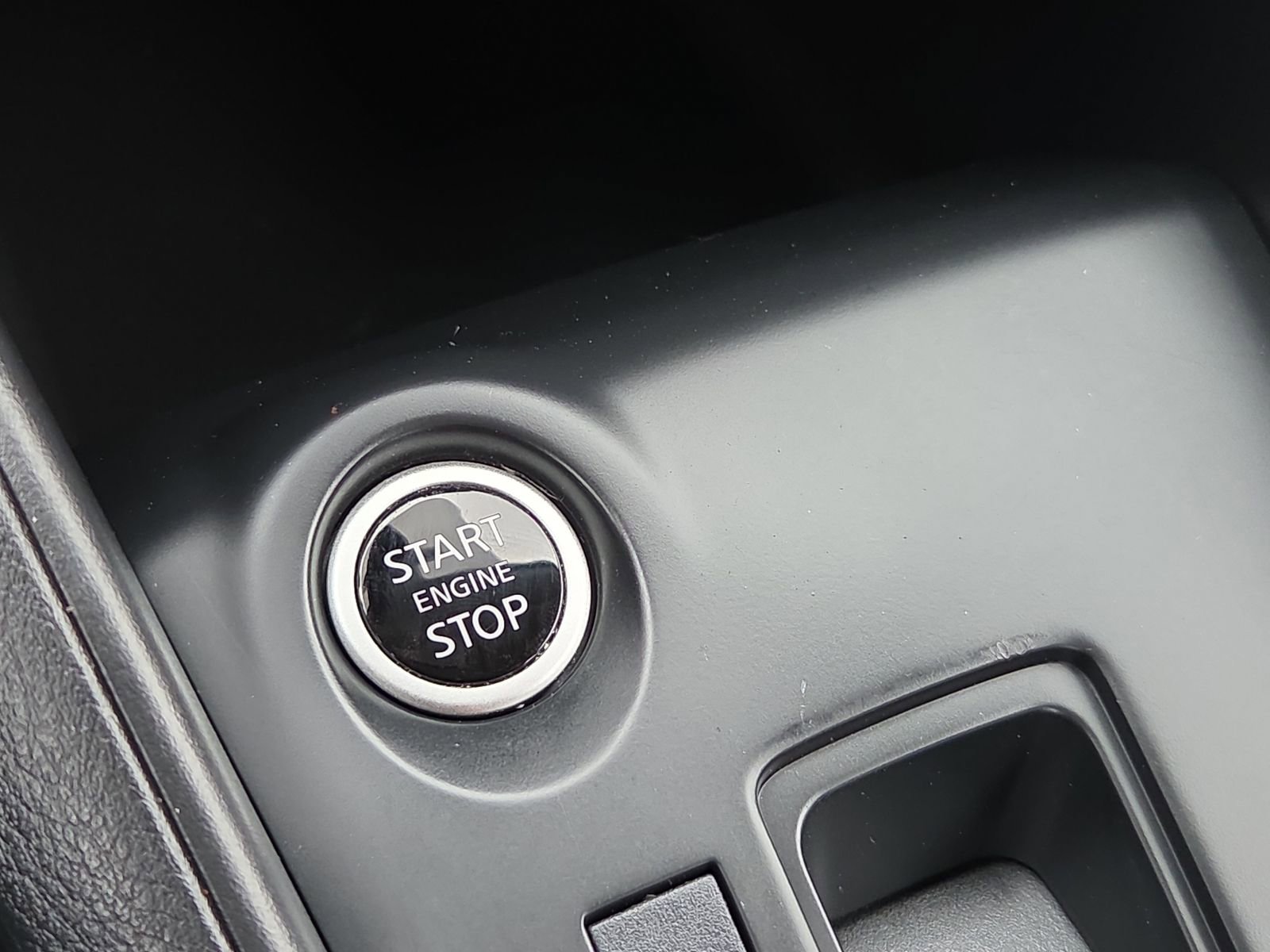 Used 2023 Nissan Kicks S image 20