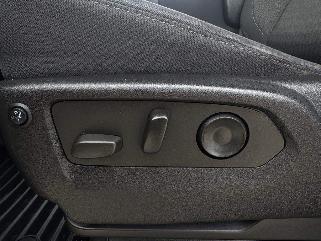 Used 2022 Chevrolet Silverado 1500 Custom RWD image 22