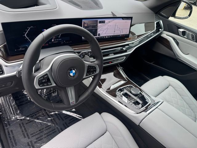 Certified 2026 BMW X5 xDrive40i w/ M Sport Package AWD/4WD image 17