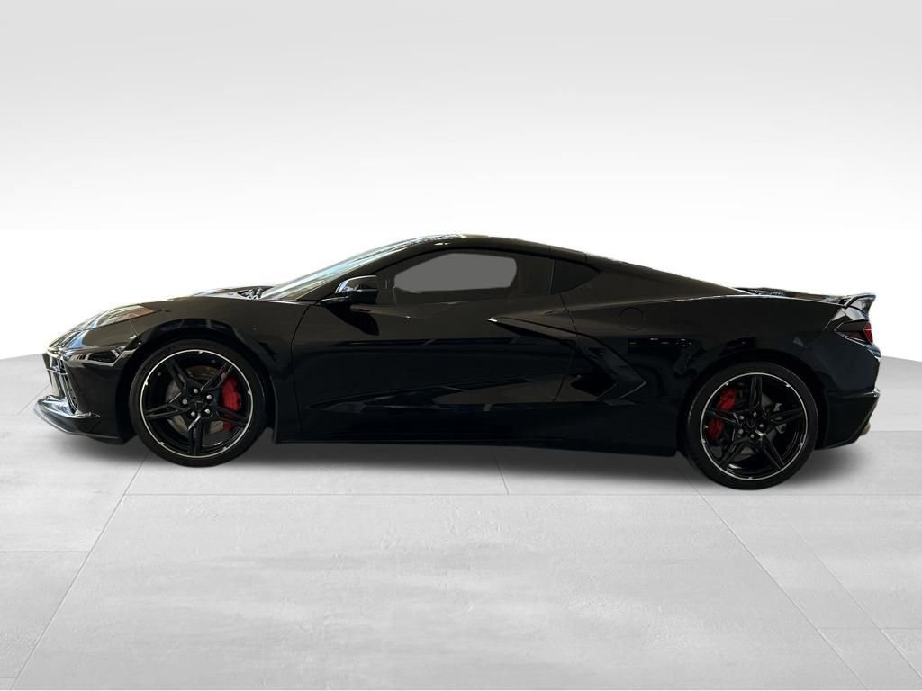 Used 2022 Chevrolet Corvette Stingray Coupe w/ Z51 Performance Package image 8