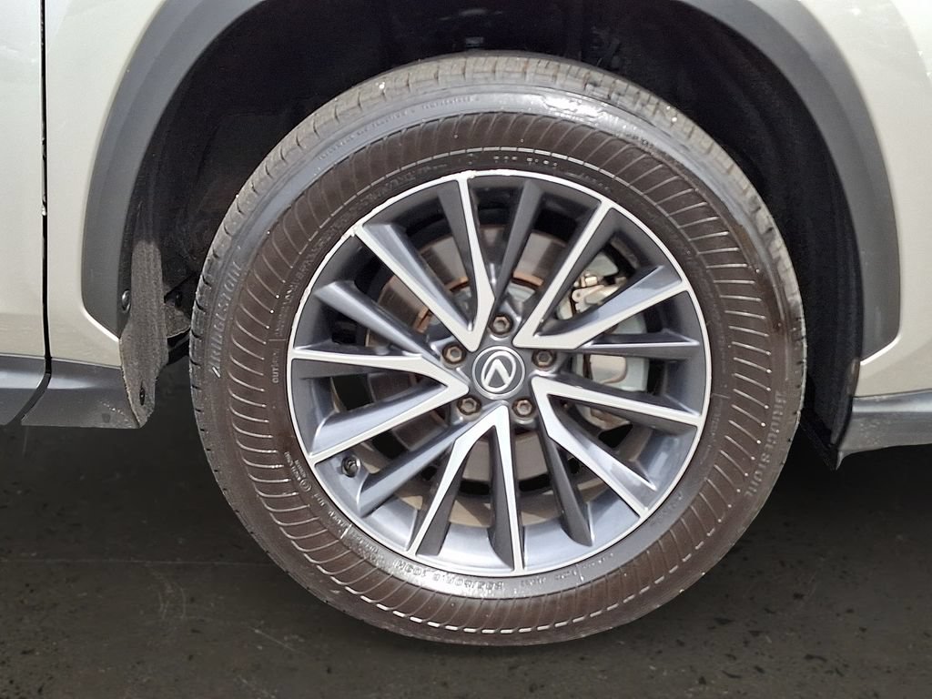 Used 2024 Lexus NX 250 FWD image 10