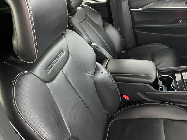 Used 2024 Jeep Grand Cherokee L Overland w/ Advanced Protech Group III image 7
