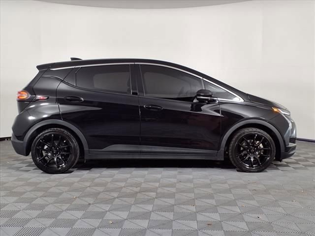 Used 2022 Chevrolet Bolt LT w/ Infotainment Package FWD image 31