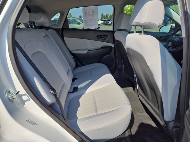Used 2023 Hyundai Kona SEL FWD image 32