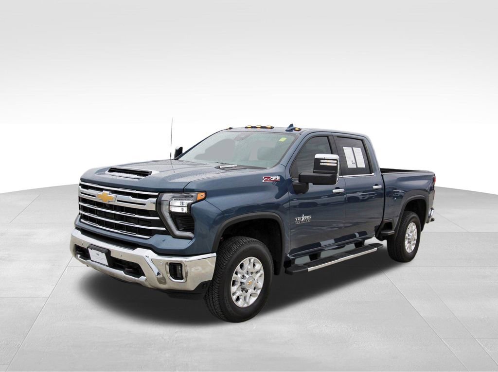 Used 2024 Chevrolet Silverado 2500 LTZ w/ LTZ Texas Edition image 2