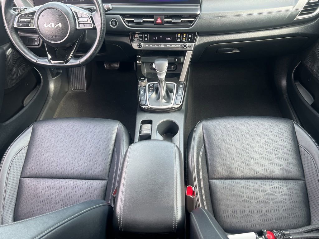 Certified 2024 Kia Seltos SX w/ SX Sunroof Package AWD/4WD image 20