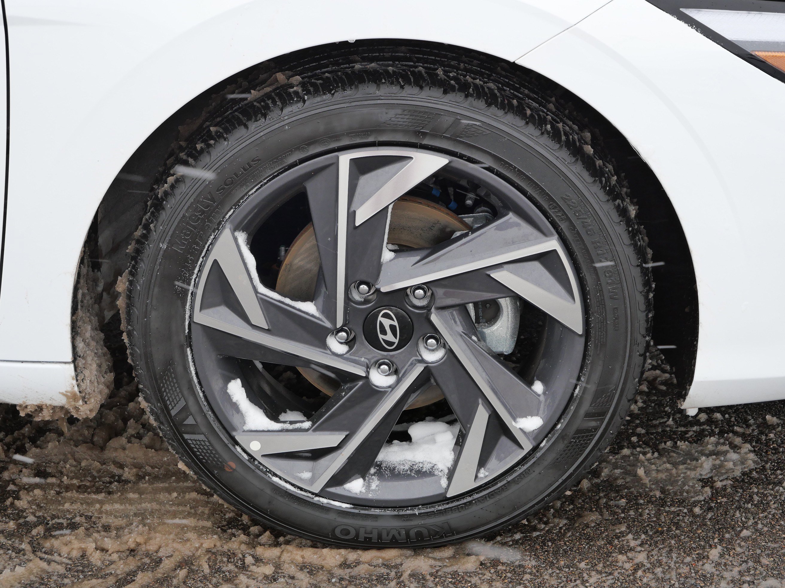 Certified 2025 Hyundai Elantra Sport image 15