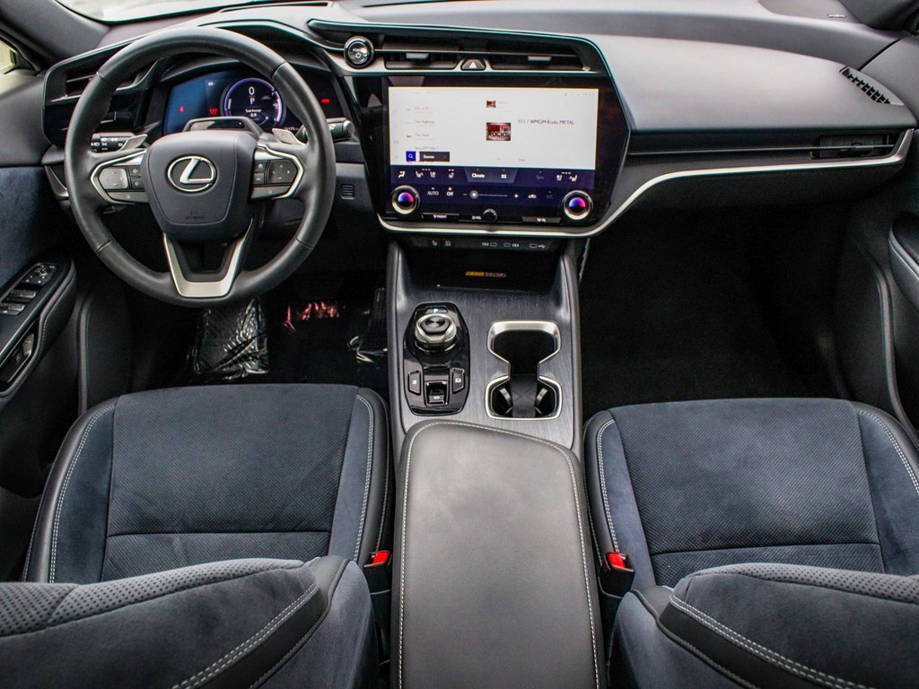 Used 2023 Lexus RZ 450e Premium w/ Accessory Package (Z1) image 35
